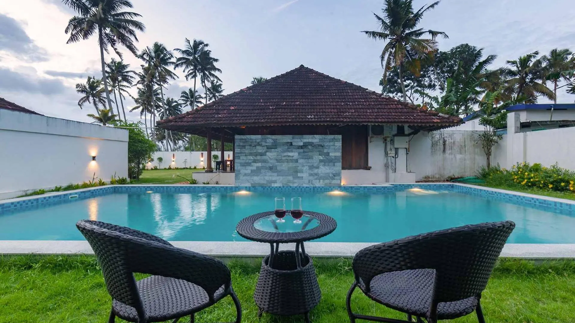 Bed & Breakfast Deshadan'S Tarangi Beach Villas,Marari Mararikulam