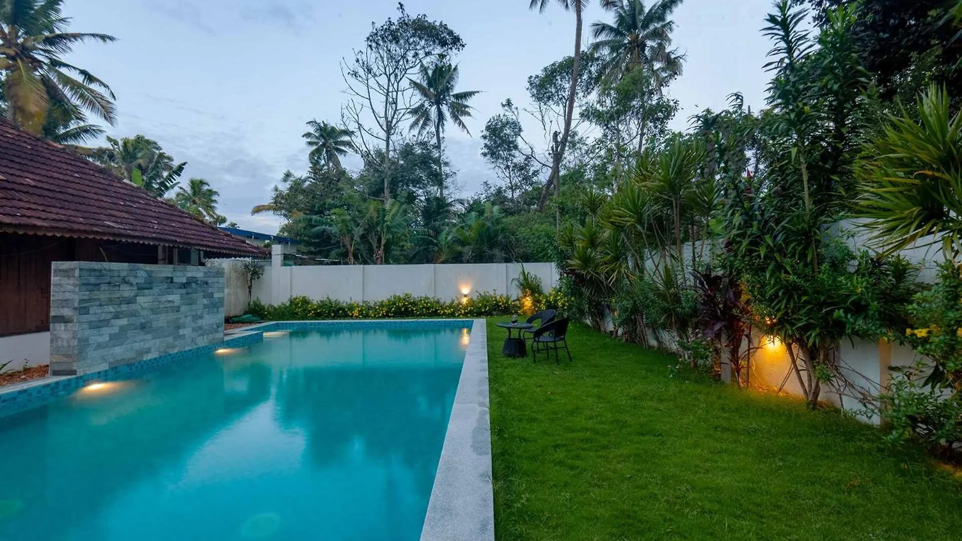 Deshadan'S Tarangi Beach Villas,Marari Mararikulam India