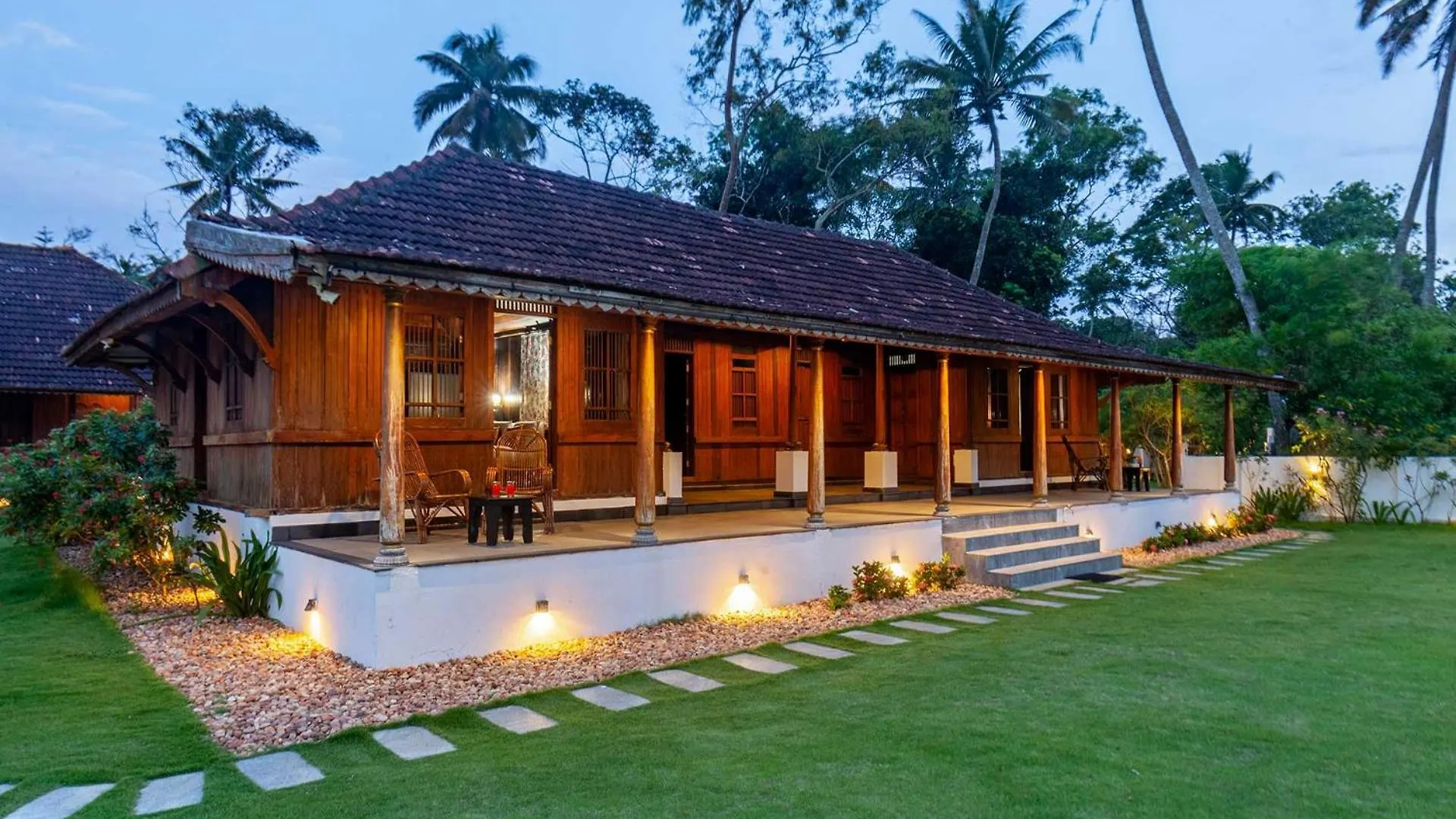 Bed & Breakfast Deshadan'S Tarangi Beach Villas,Marari Mararikulam