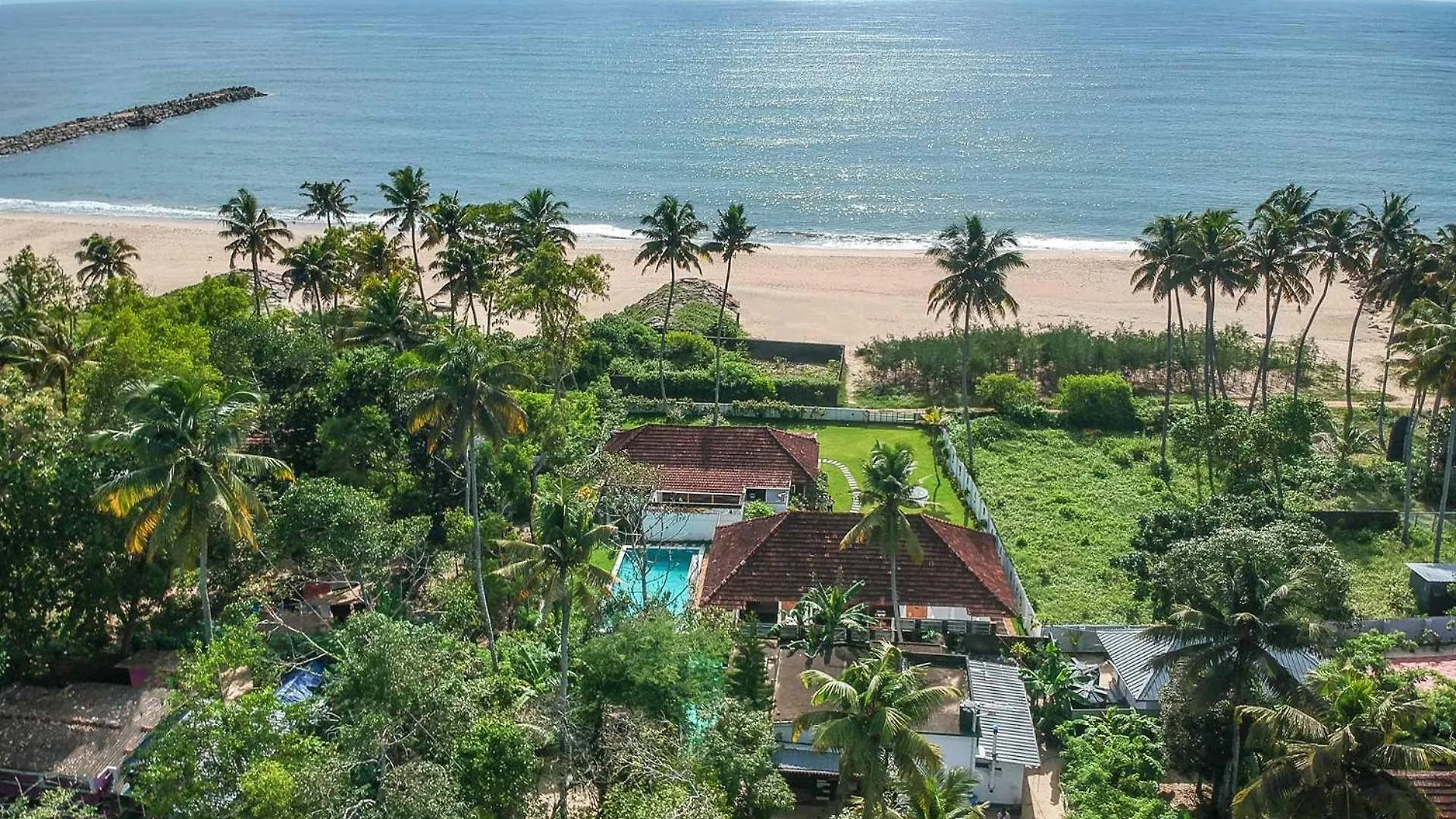 Bed & Breakfast Deshadan'S Tarangi Beach Villas,Marari Mararikulam