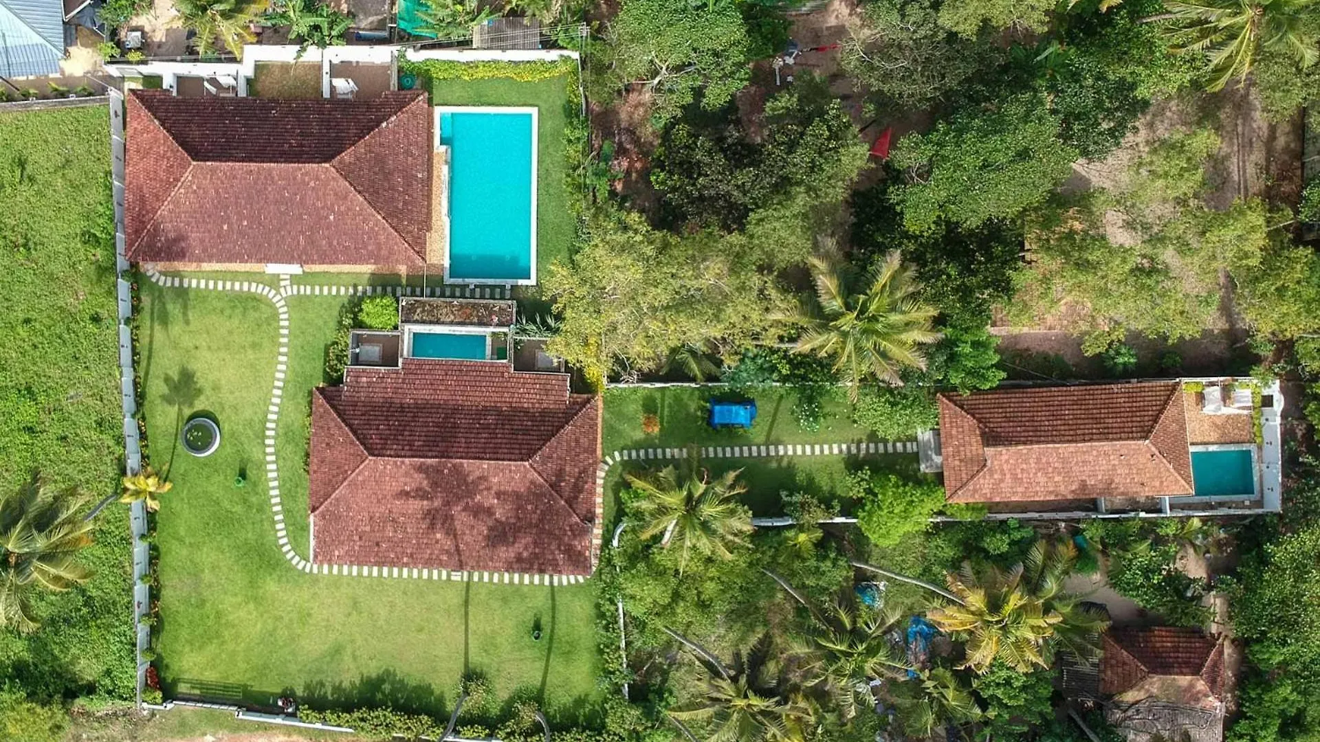 *** Bed & Breakfast Deshadan'S Tarangi Beach Villas,Marari Mararikulam India