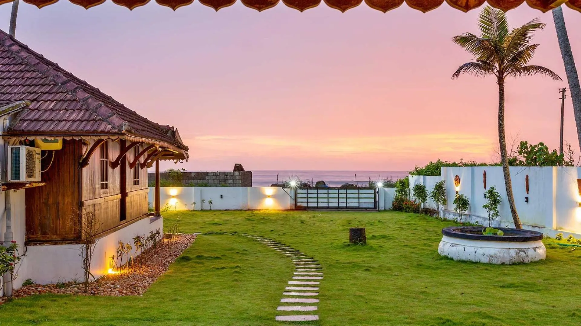 Deshadan'S Tarangi Beach Villas,Marari Mararikulam